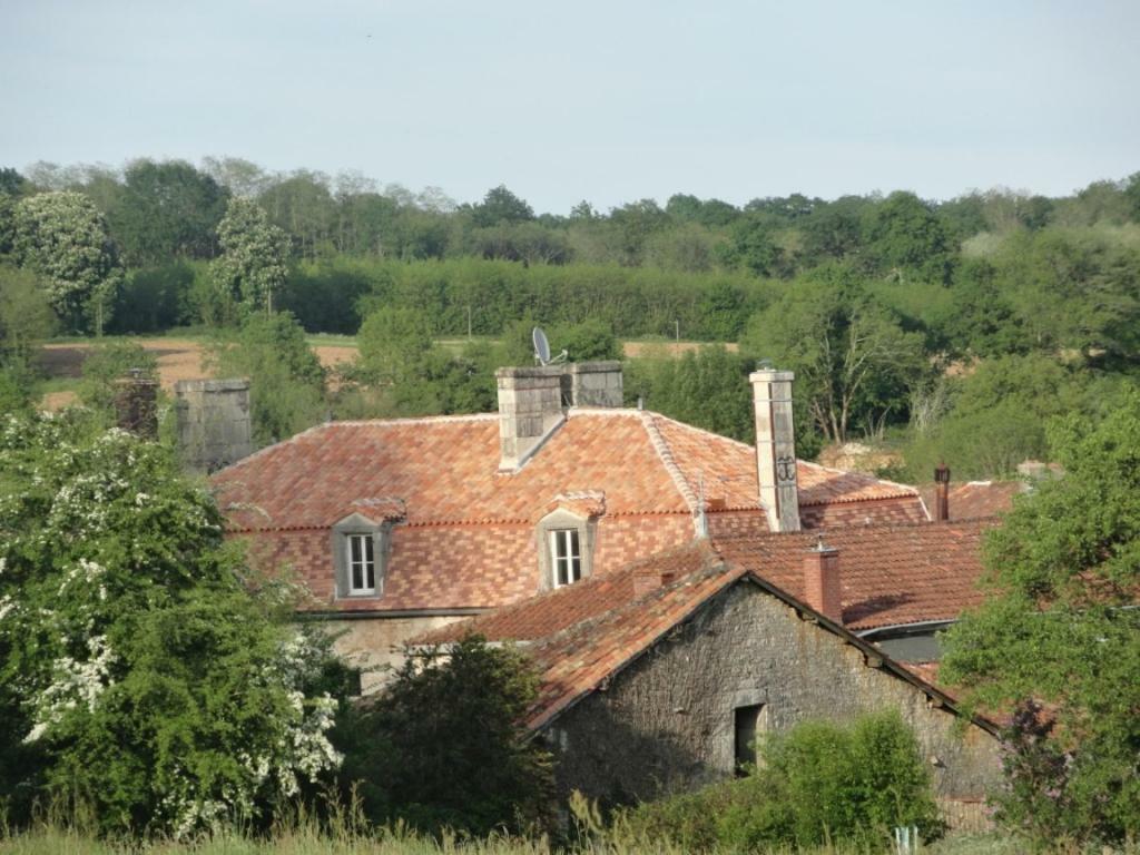 Eco Logis De Chantegrolle Champagne-Mouton Экстерьер фото